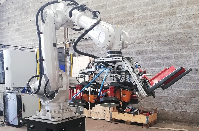 Automatyzacja produkcji - nowy robot do produkcji palet w Holandii i Francji
