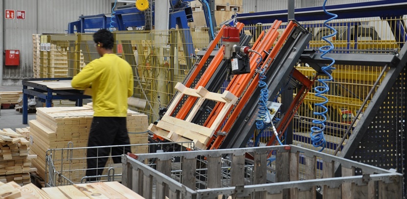 Sezonowość w logistyce pod kontrolą dzięki drewnianym rozwiązaniom Rotom